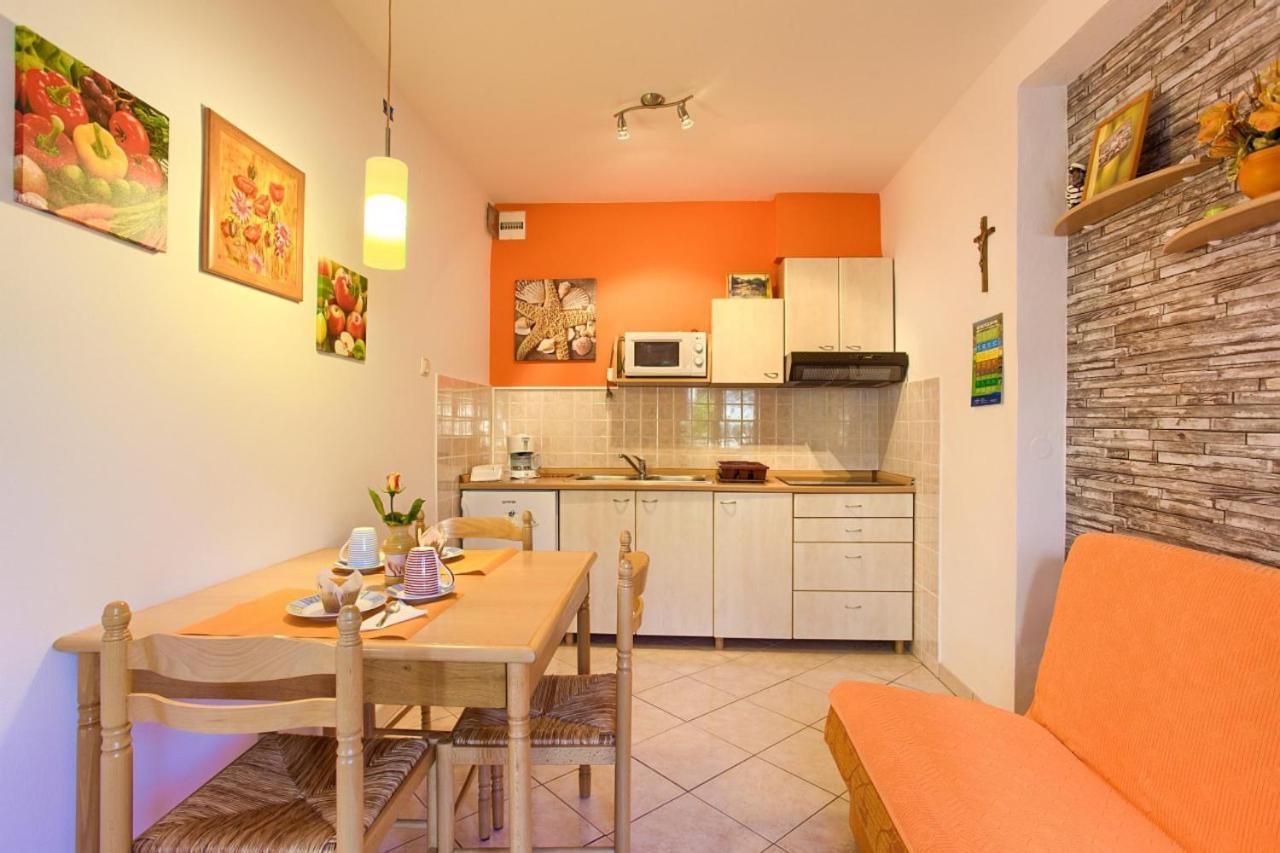 Romantic Apartment Krk Town Exterior photo
